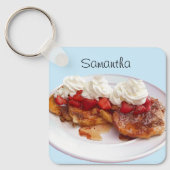 Süßes Brot mit Erdbeeren und Sahne Schlüsselanhänger (Vorderseite)