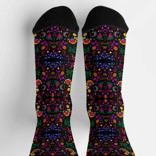 Süßes farbenfrohes Blumenmuster Socken (Oben)