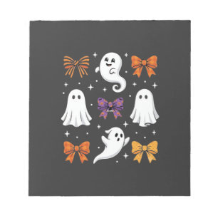 Süßes Gespenst mit Schleifen Halloween-Design_1 Notizblock