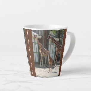 Süßes Giraffen-Familien-Design Latte-Mug Milchtasse