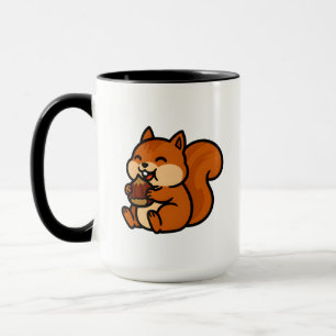 Süßes glückliches Eichhörnchen, das Eichel isst, C Tasse