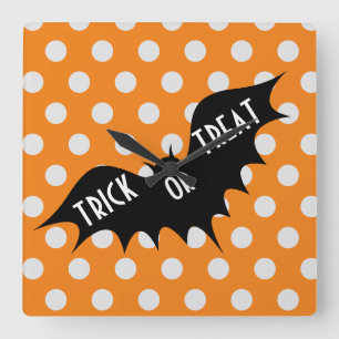 Süßes Halloween-Fledermaus-Muster mit orangen Punk Quadratische Wanduhr