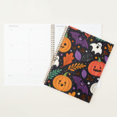 Süßes Halloween-Muster mit magischer Note Planer (Anzeige)
