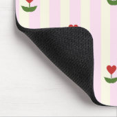 Süßes Herz-Blumenmuster – Sanft rosa gestreift Mousepad (Ecke)