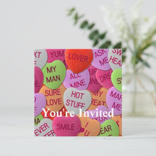 Süßes Herz mit süßen Redewendungen Einladung (Stehend Vorderseite)