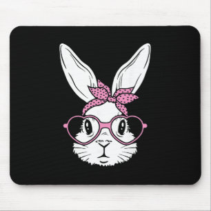 Süßes Kaninchen-Gesicht mit Ndana-Herz-Gläsern Ost Mousepad