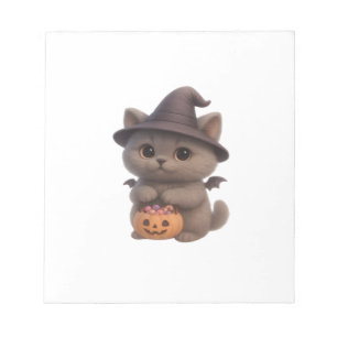 Süßes Kätzchen in Halloween-Hexenkostüm mit Kürbis Notizblock