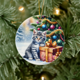 Süßes Kätzchen unter dem Weihnachtsbaum Keramik Ornament