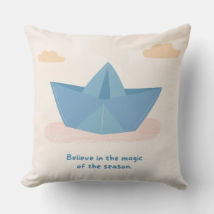 Süßes Kissen mit gemütlicher Atmosphäre 