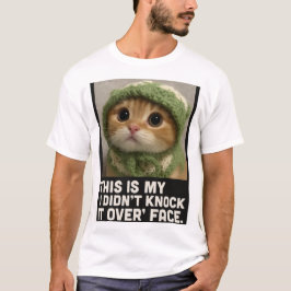 Süßes Kitty-Meme – „Ich habe es nicht umgeworfen“  T-Shirt