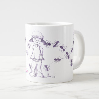 Süßes kleines Mädchen zeichnet mit Bienen   Jumbo-Tasse