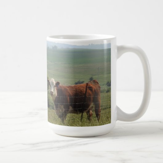Süßes Kuh auf dem Feld Kaffeetasse (Rechts)