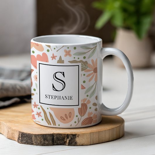 Süßes Mädchen-Pfirsichblumen-Muster mit monogrammi Kaffeetasse