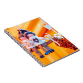 Süßes Mädchen und Junge mit Zimt Notizblock (Rechte Seite)