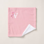 Süßes Monogramm mit Blumen auf hellrosa Badhandtuch Set (Waschlappen)