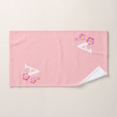 Süßes Monogramm mit Blumen auf hellrosa Badhandtuch Set (Handtuch)