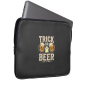 Süßes oder Bier Halloween-Bier-Design_1 Laptopschutzhülle (Vorne Rechts)