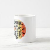 SÜßES ODER BIER - HALLOWEEN KAFFEETASSE (Mittel)