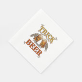 Süßes oder Bier Halloween-Kürbis-Tasse Skeletthänd Serviette (Ecke)