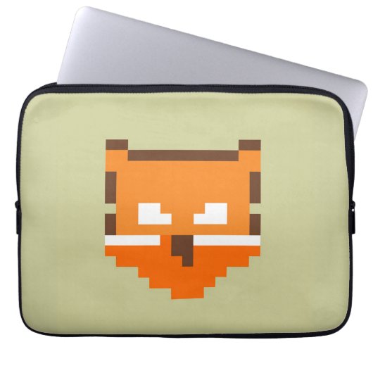Süßes pixeliges Fuchsgesicht Laptopschutzhülle (Vorderseite)