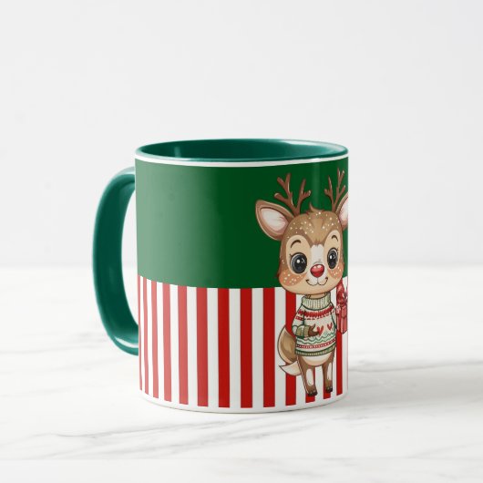 Süßes Rentier mit Geschenkbox Tasse (Vorderseite Links)