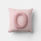 Süßes rosa O Monogramm Anfangs gehäkelt boho Kissen (Vorderseite)
