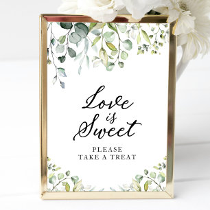 Süßes Schild mit Eukalyptus und Grünzeug Liebe ist