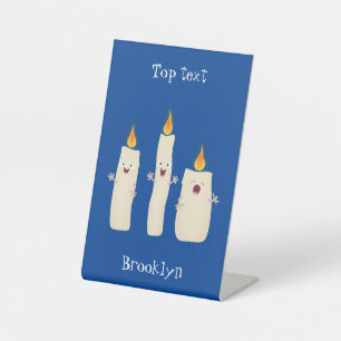 Süßes singendes Kerzen-Trio-Cartoon Sockelschild