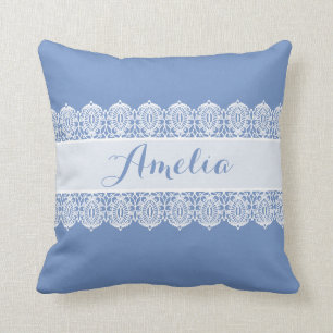 Süßes Skript - weiches blaues Spitze-Monogramm Kissen