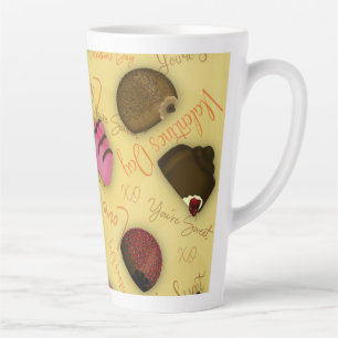 Süßes Valentinstags-Konfekt-Muster Milchtasse