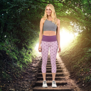 Süßes Vintage-Lila-Pilz-Traum-Muster Capri Leggings