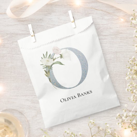 Süßes Weiß Geschenktütchen (Ausgeschnitten)