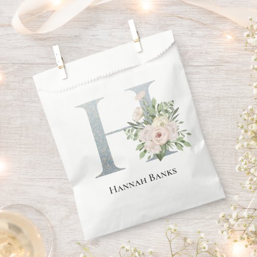 Süßes Weiß Geschenktütchen (Ausgeschnitten)