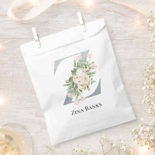 Süßes Weiß Geschenktütchen (Ausgeschnitten)