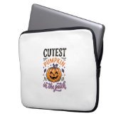 Süßester Kürbis im Patch Halloween-Shirt-Design Laptopschutzhülle (Vorderseite Links)