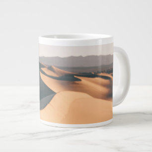 Süßhülsenbaum-Sanddünen in Death Valley Jumbo-Tasse
