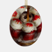 Süßigkeiten - Cupcake - Rotsamt-Kuchen Keramik Ornament (Rechts)