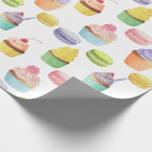 Süßigkeiten-Muster Cupcakes und Macaros Geschenkpapier (Ecke)