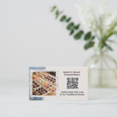 Süßwaren-Bäckerei mit Bild und QR-Code Visitenkarte (Stehend Vorderseite)