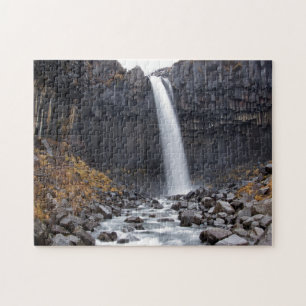 Svartifoss Wasserfall in Puzzlen Islands Puzzle