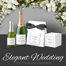 Classic White and Black Themed Wedding