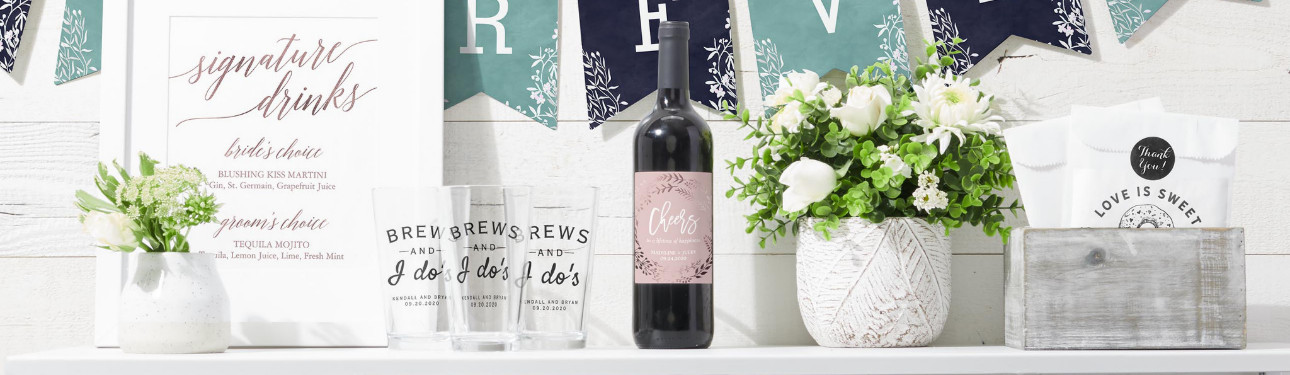 Shoppe personalisierbare Hochzeitsgeschenke und Zubehör - Einfach deine eigenen Bilder und Texte hinzufügen