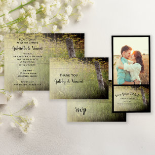 Rustikale Zaun Post und Wildblumen Hochzeit RSVP Karte