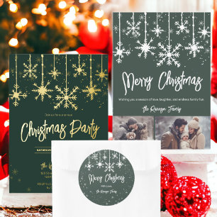 Weiße Schneeflocken elegante grüne Weihnachten Runder Aufkleber