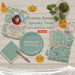 Sweet Spooky Tales Halloween Kindergeburtstag Them Quadratischer Aufkleber