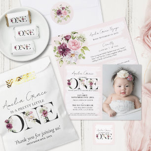 Hübsch Blush Floral ONE Baby Girl's First Birthday Quadratischer Aufkleber