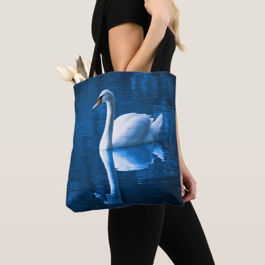 Swan am See Tasche (Von Nahem)