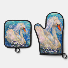 Swan Briw/Veil auf Water Blue White Personalisiert Ofenhandschuh & Topflappen-Set