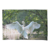 Swan mit Wings Spread Kissenbezug (Vorderseite)