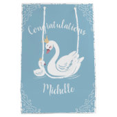 Swans Baby Showbird mit Crown Theme Blue Mittlere Geschenktüte (Rückseite)